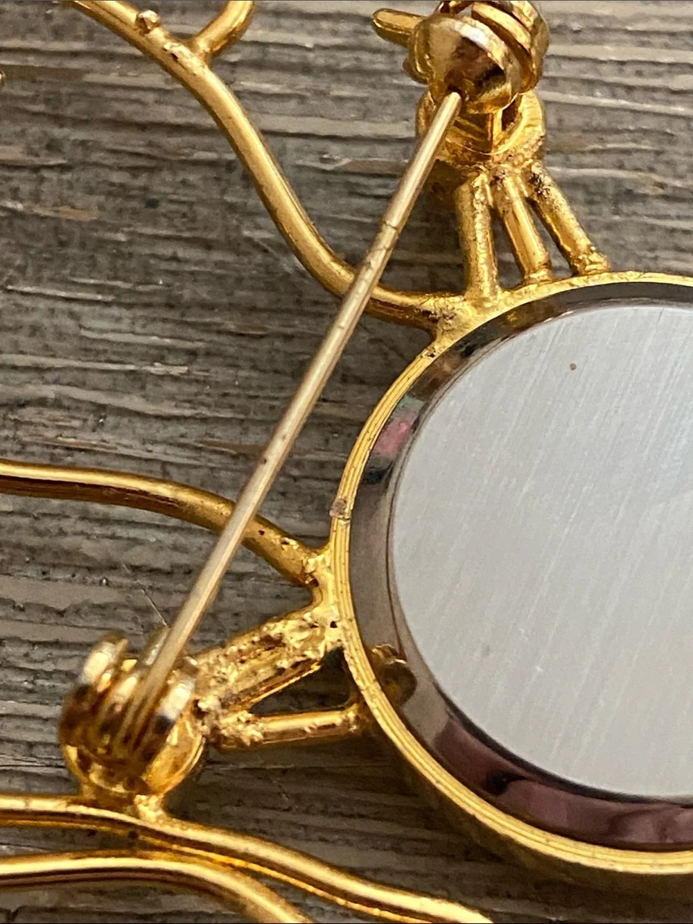 VTG 80s Homer Gold Tone Cat Brooch Watch with Crystal Accents